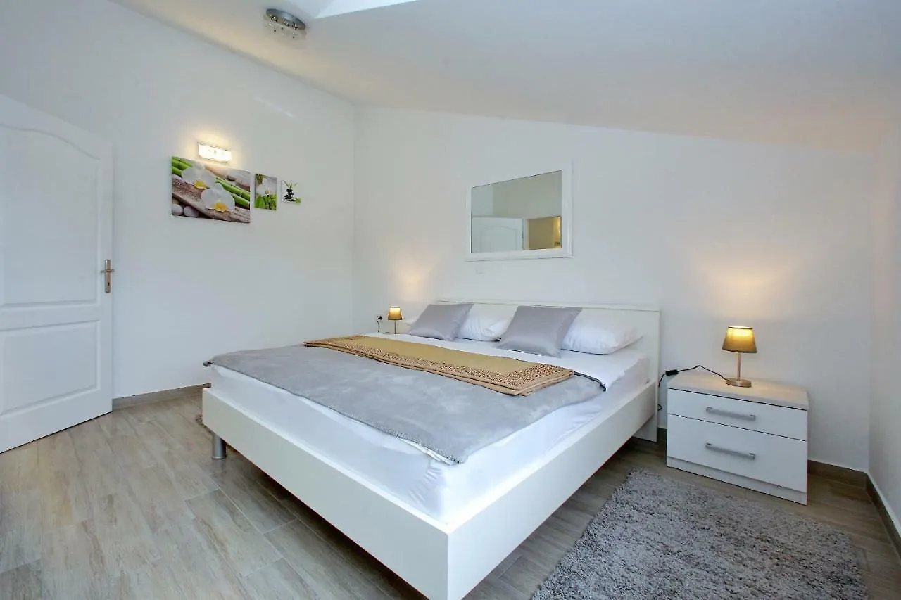 Apartments Villa Kristina Bibinje